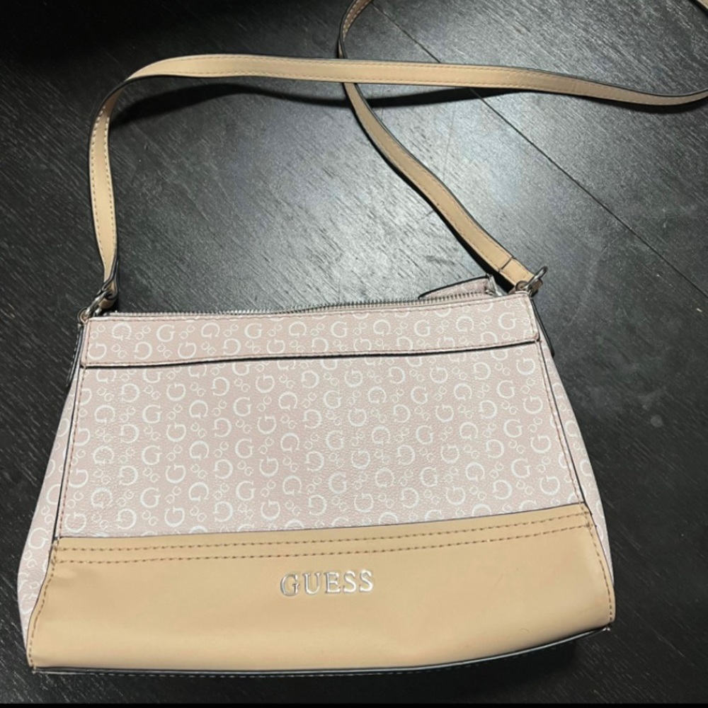 GUESS CROSSBODY
